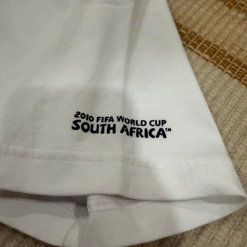 Adidas Men's White T-shirt